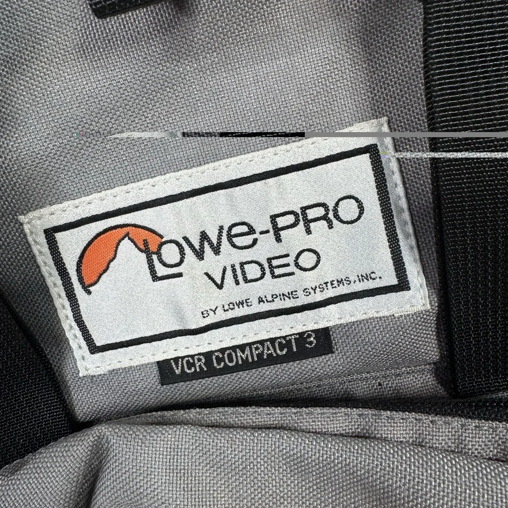 Vintage Lowe-Pro Bag VCR Compact 3 Carrier Gray W/ Strap Retro